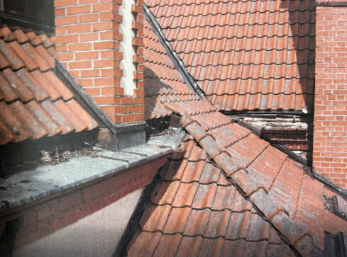 Ukradli rynny z dachu posesji w centrum Piły - grafika