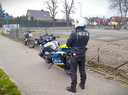 Policyjny pościg za motocyklistą. Miał ponad 2 kg amfetaminy - grafika
