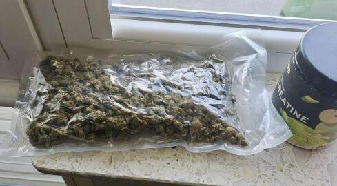 0,5 kg narkotyków i handel z małoletnim - grafika