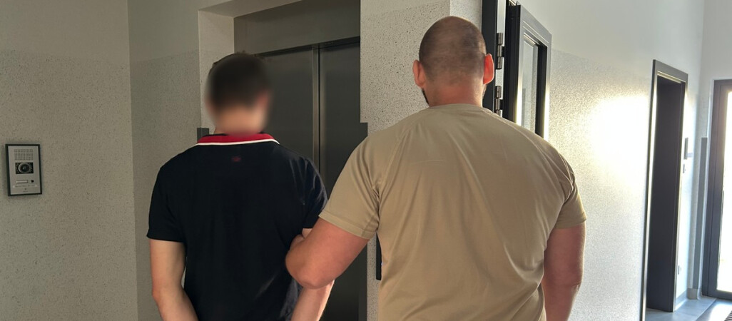 73-latka straciła 25 tys. zł. Oszusta zatrzymała pilska policja