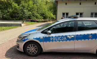 Niewybuch na terenie szkoły w Ujściu