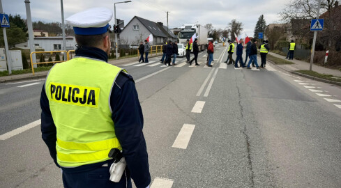 Trwa protest rolników. Utrudnienia na DK10 - grafika
