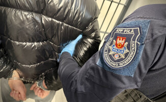Bili, zastraszali i więzili. Trzech oprawców w rękach policji