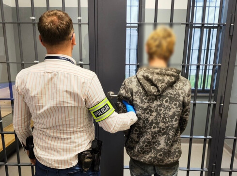 Ukradli kościelną skarbonę - grafika