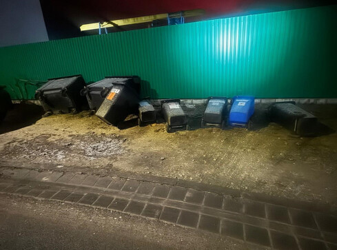 22-latek rzucił koszem w pracowników stacji paliw - grafika