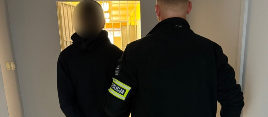 Trzech nastolatków pobiło 32-latka