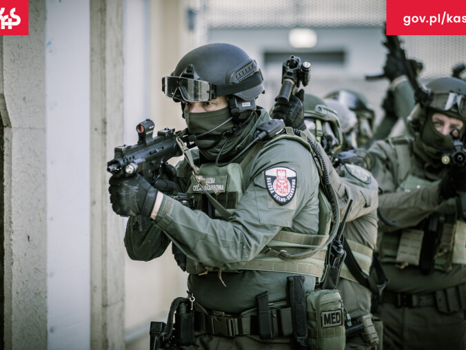 Policja skarbowa szuka pracowników również w Pile - grafika