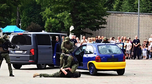 Policja pokazywała swoje umiejętności - grafika