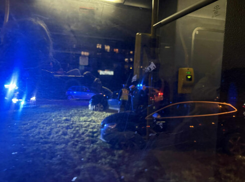 Jedna osoba ranna w wypadku samochodowym - grafika