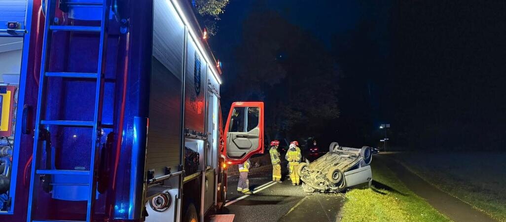 Bez prawa jazdy i po alkoholu. Rajd 16-latka zakończony dachowaniem