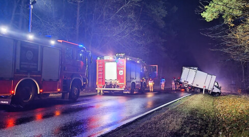 Zderzenie pięciu pojazdów - grafika
