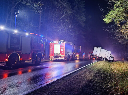Zderzenie pięciu pojazdów - grafika