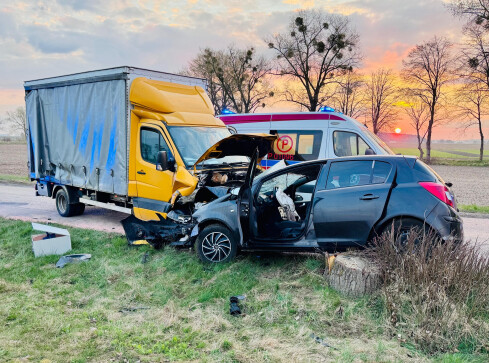 Jedna osoba trafiła do szpitala - grafika