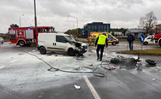 Wypadek na Wojska Polskiego. Motocykl stanął w płomieniach