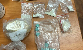 Ukrywał twarde narkotyki w plecaku. Wpadł na ulicy