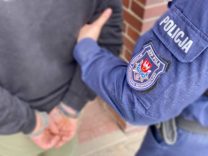 Dusił i groził. Jej koszmar trwał miesiącami - grafika