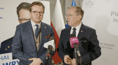 Wawrykiewicz i Głowski w jednym biurze - grafika