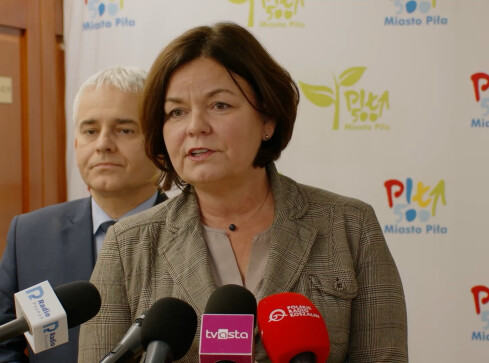 Prezydent Piły zarabia więcej niż Warszawy - grafika