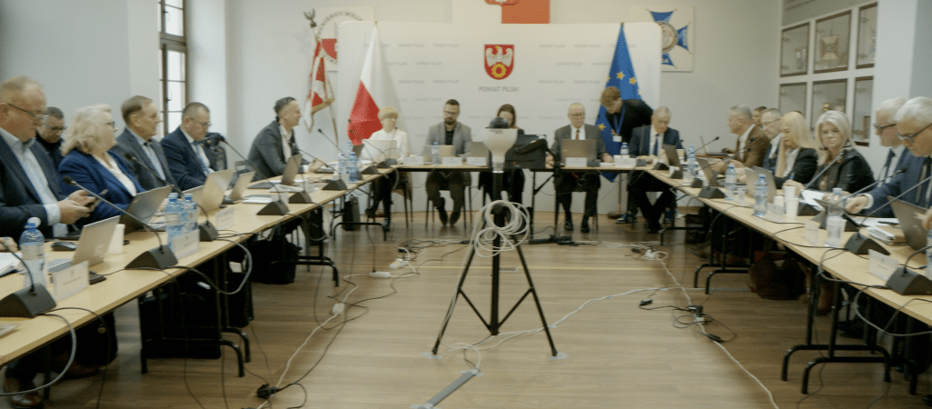 Stagnacja powiatu pilskiego czy spłacanie długów po poprzednikach?