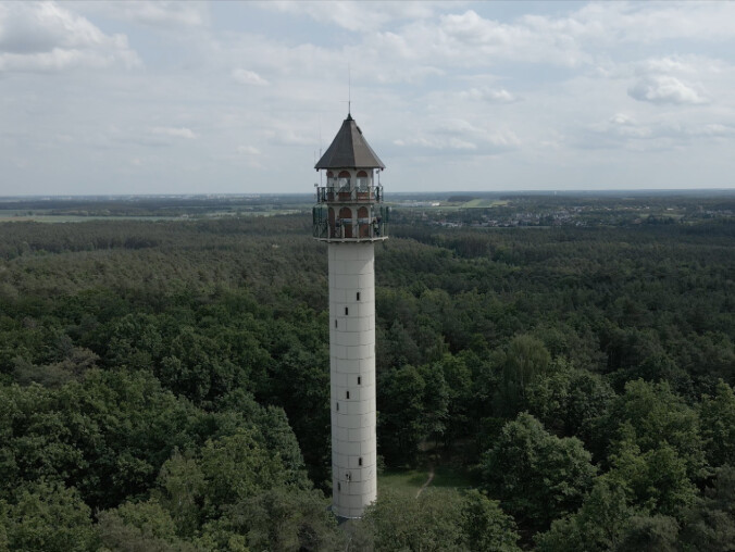 Wieża w Szydłowie z widokiem na 7 miast - grafika