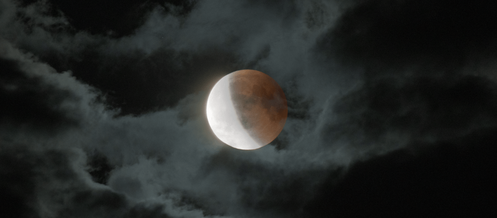 Krwawy Księżyc nad Piłą [ZDJĘCIA]