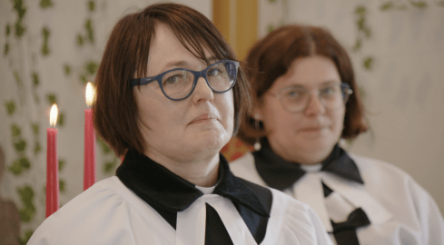 Kobieta została księdzem w Pile - grafika