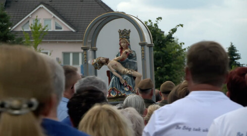 Skrzatuska Pieta wróciła do domu - grafika