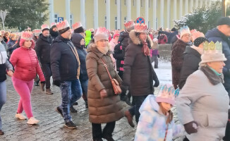 Pilanie z koronami na głowach szli w Orszaku Trzech Króli
