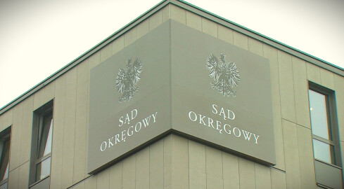 11 lat więzienia dla pedofila. Sąd uchylił wyrok dla działacza PO - grafika