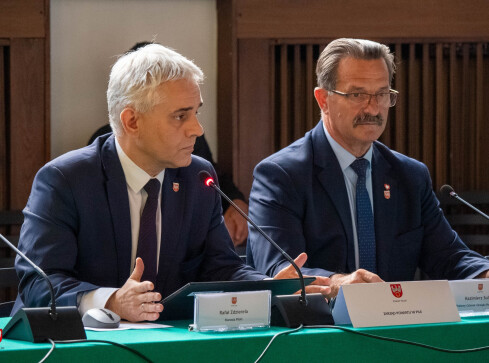 Starosta pilski z maksymalnym wynagrodzeniem - grafika