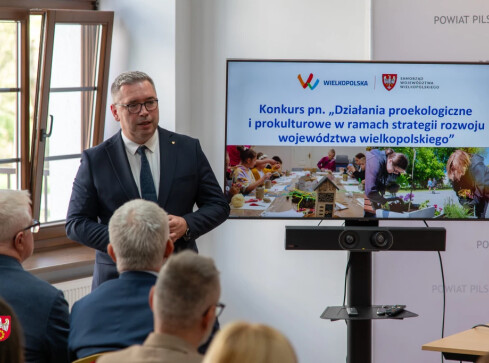 Dotacje na działania proekologiczne i prokulturowe - grafika