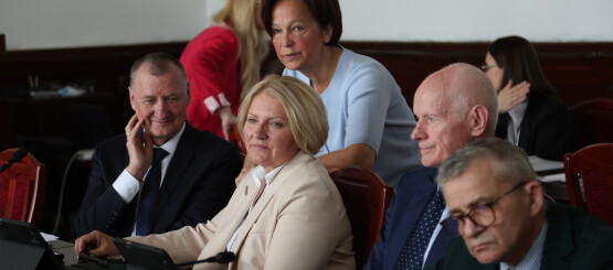 Przejdź do artykułu na Asta24.