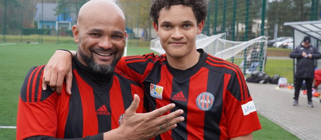 Legenda Ekstraklasy z synem na boisku w Pile