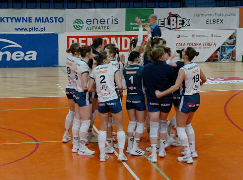 Pilanki kończą rok zwycięstwem - grafika