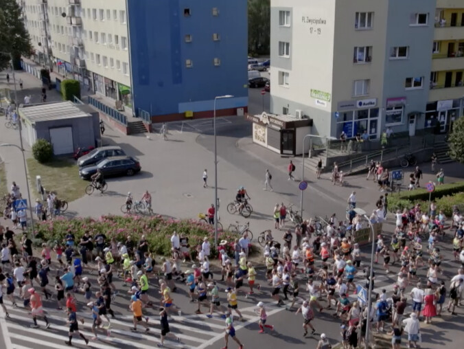 Mniej biegaczy, lepsza organizacja. Piła gotowa na półmaraton - grafika