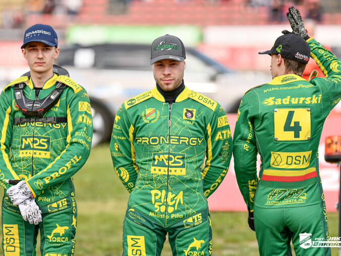 Składy na finał - grafika