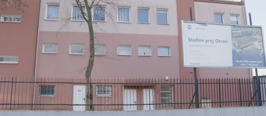  “Zaczęło się rozprzedawanie stadionu przy Okrzei” vs. "Stadion nie jest planowany do sprzedaży"