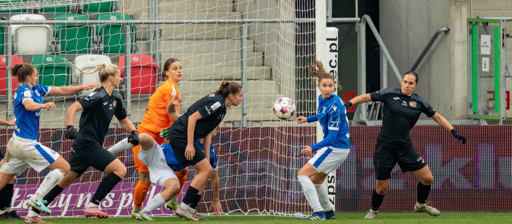 Piłkarka zmieniła klub, bo zagranicą nie wpuszczali jej na boisko