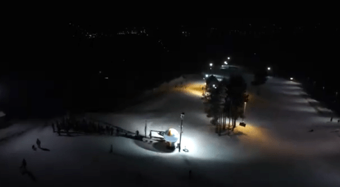 Sportowe emocje na stoku - grafika