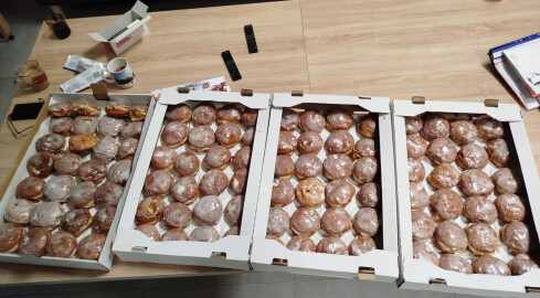 Pączki dla strażaków za uratowanie życia - grafika