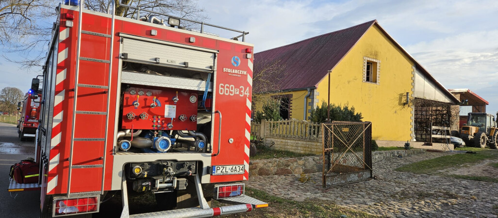 Pożar domu: jedna osoba zginęła, druga w stanie ciężkim