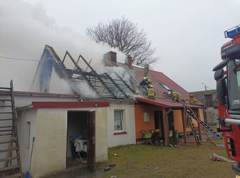 Pożar domu jednorodzinnego - grafika