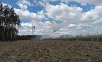 Pali się 10 hektarów lasu [AKTUALIZACJA]