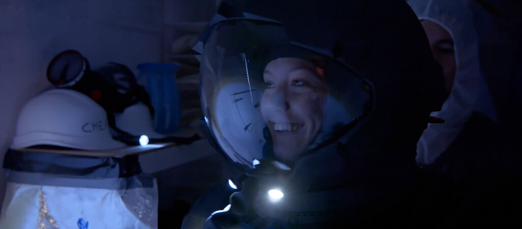 Space on Earth w telewizji Asta