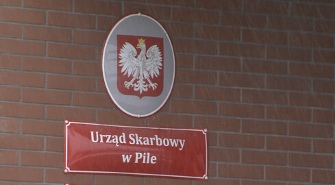 Pieniądze od rodziny. Czy powinny interesować skarbówkę? - grafika