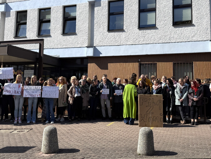 Pracownicy ZUS-ów protestują. Żądają podwyżek - grafika