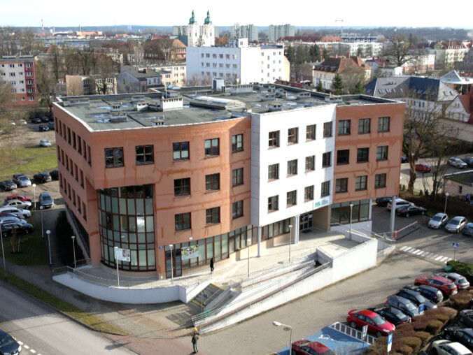 355 zł - to średnia wysokość renty wdowiej. Nie wszyscy złożyli  - grafika