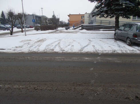 Źle oznakowany parking. Niepełnosprawni mają problem - grafika