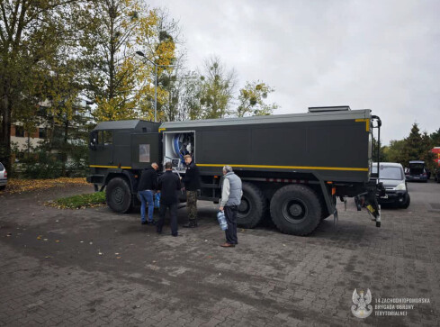 Terytorialsi pomagają mieszkańcom Wałcza - grafika
