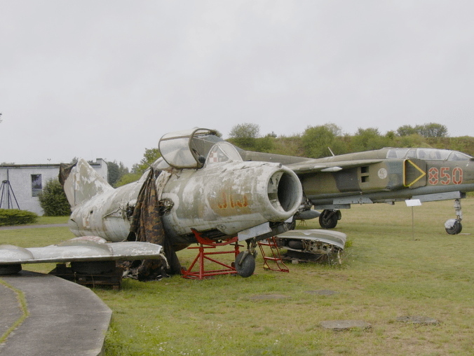 Stare samoloty bojowe wracają do Polski - grafika